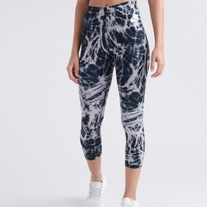 Nike All Over Legging Crop Black and Grey